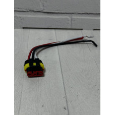 Патрон для ламп с проводом влагозащитный  3 - pin папа 